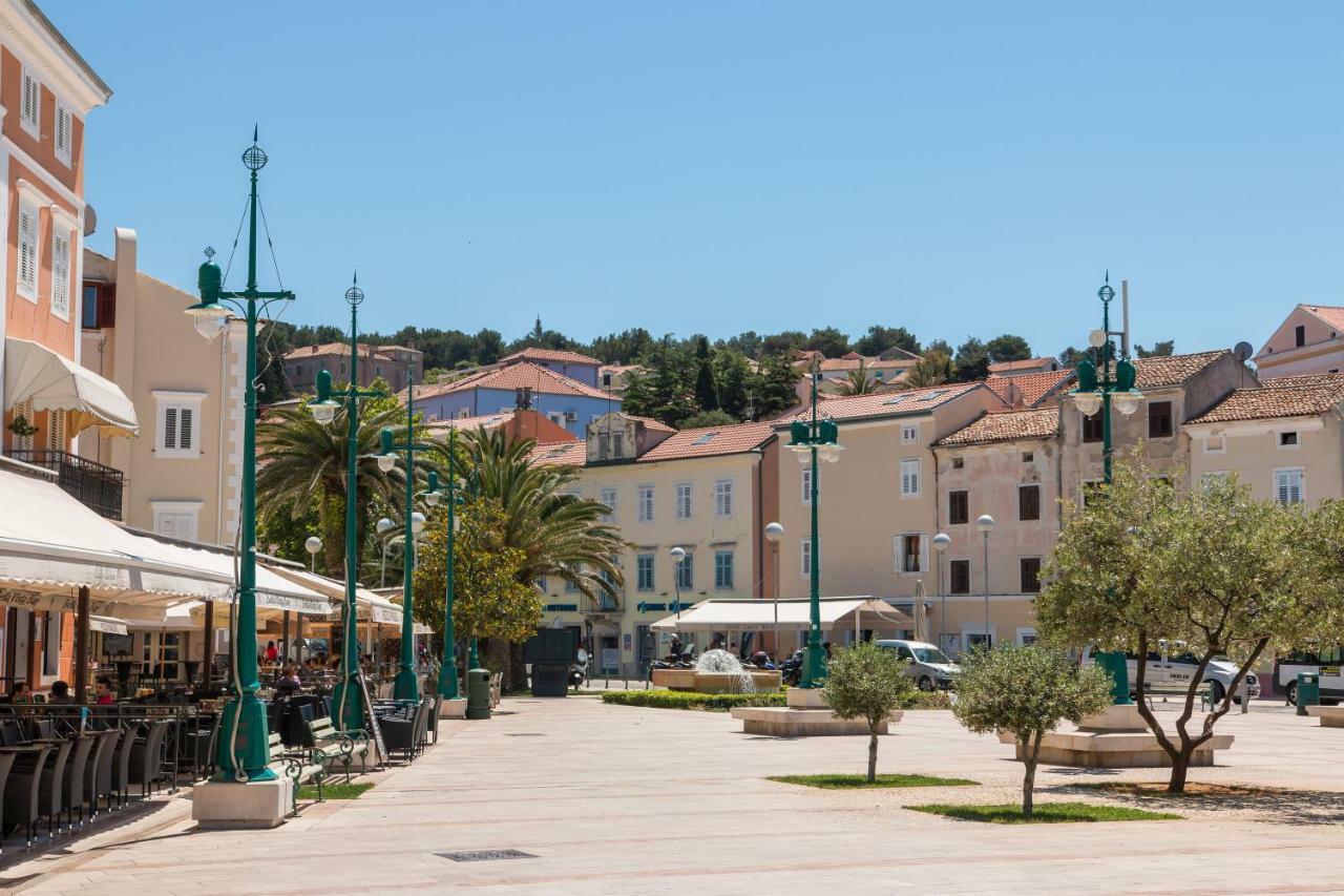 מאלי לוסיניי Apartments Bellus Mare מראה חיצוני תמונה