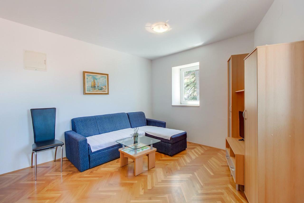 מאלי לוסיניי Apartments Bellus Mare מראה חיצוני תמונה