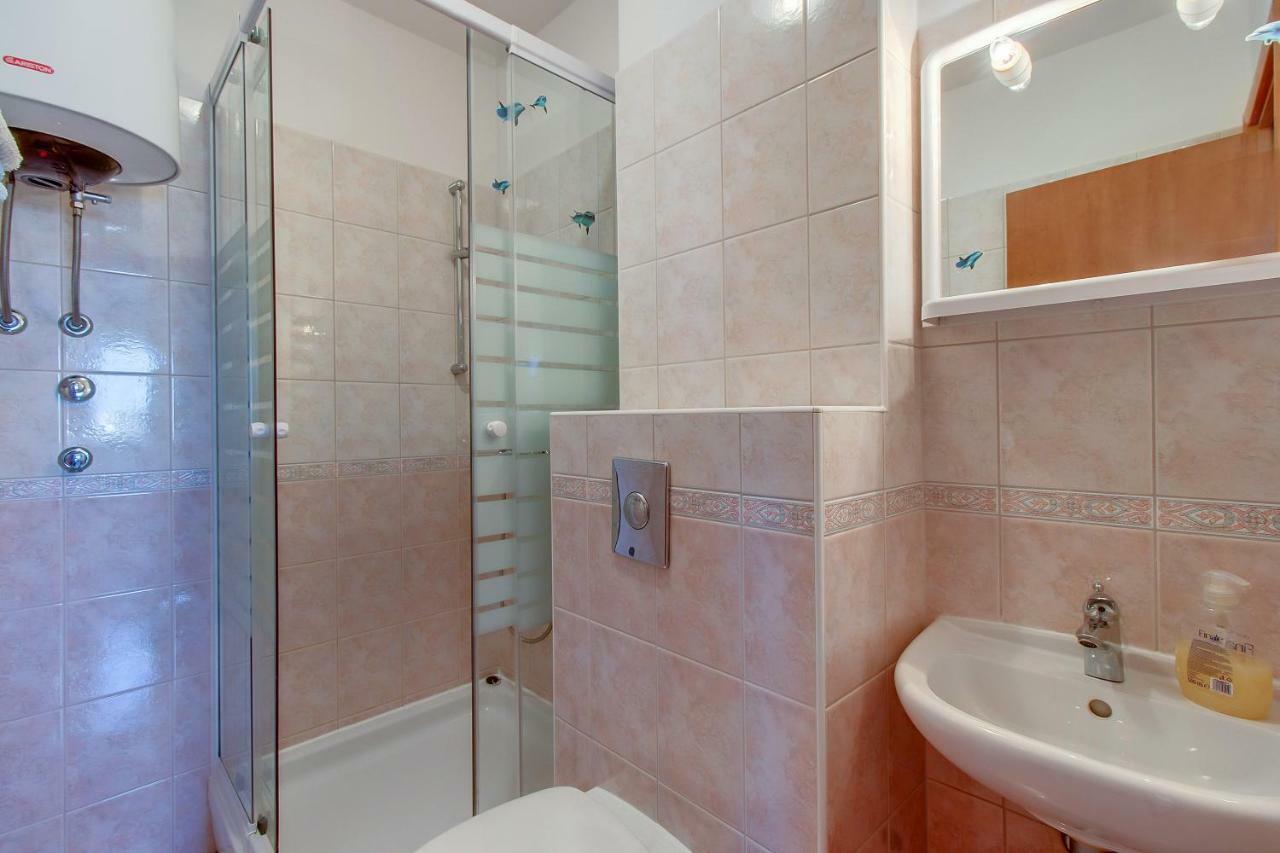 מאלי לוסיניי Apartments Bellus Mare מראה חיצוני תמונה