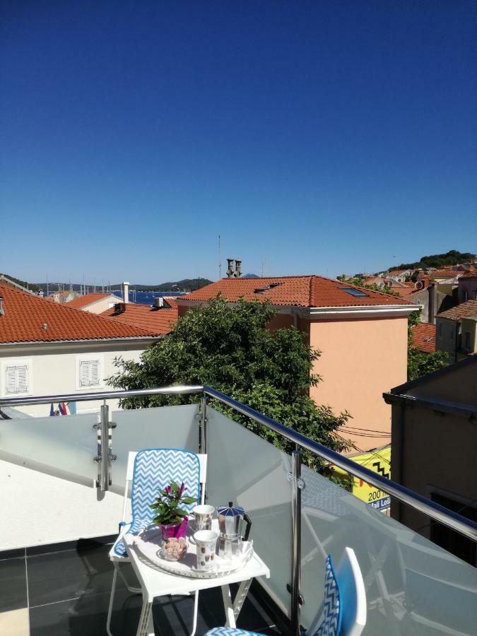 מאלי לוסיניי Apartments Bellus Mare מראה חיצוני תמונה